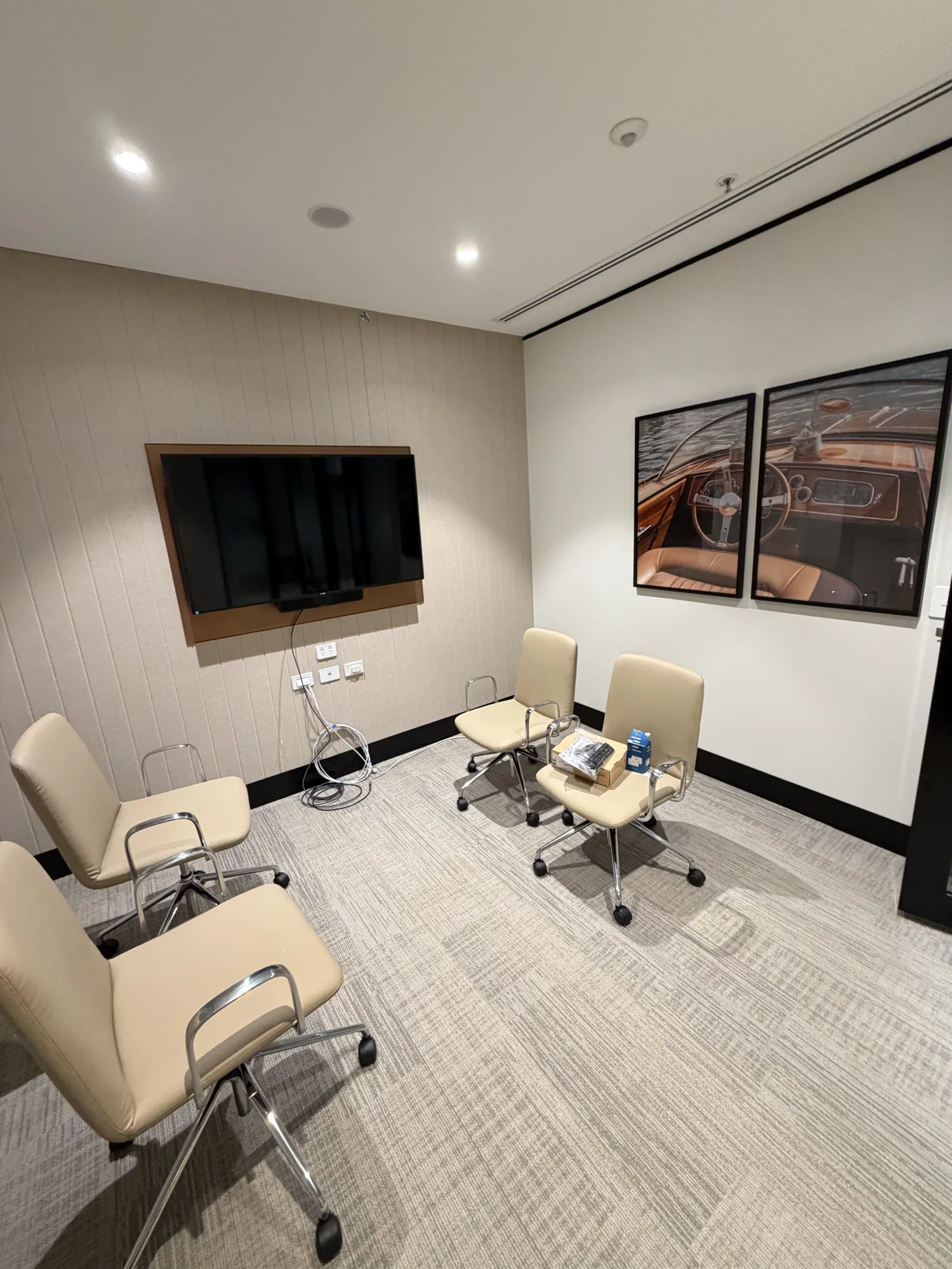 Breakout-room furniture placed by LOG Transport during an office relocation